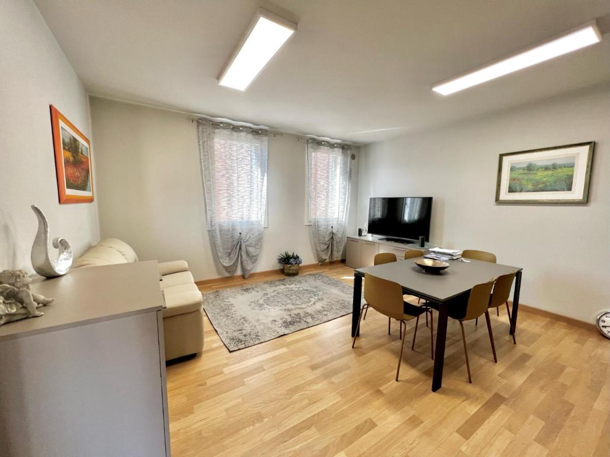 Erman House - Naviglio Riviera Del Brenta Venezia Apartment โตโล ภายนอก รูปภาพ